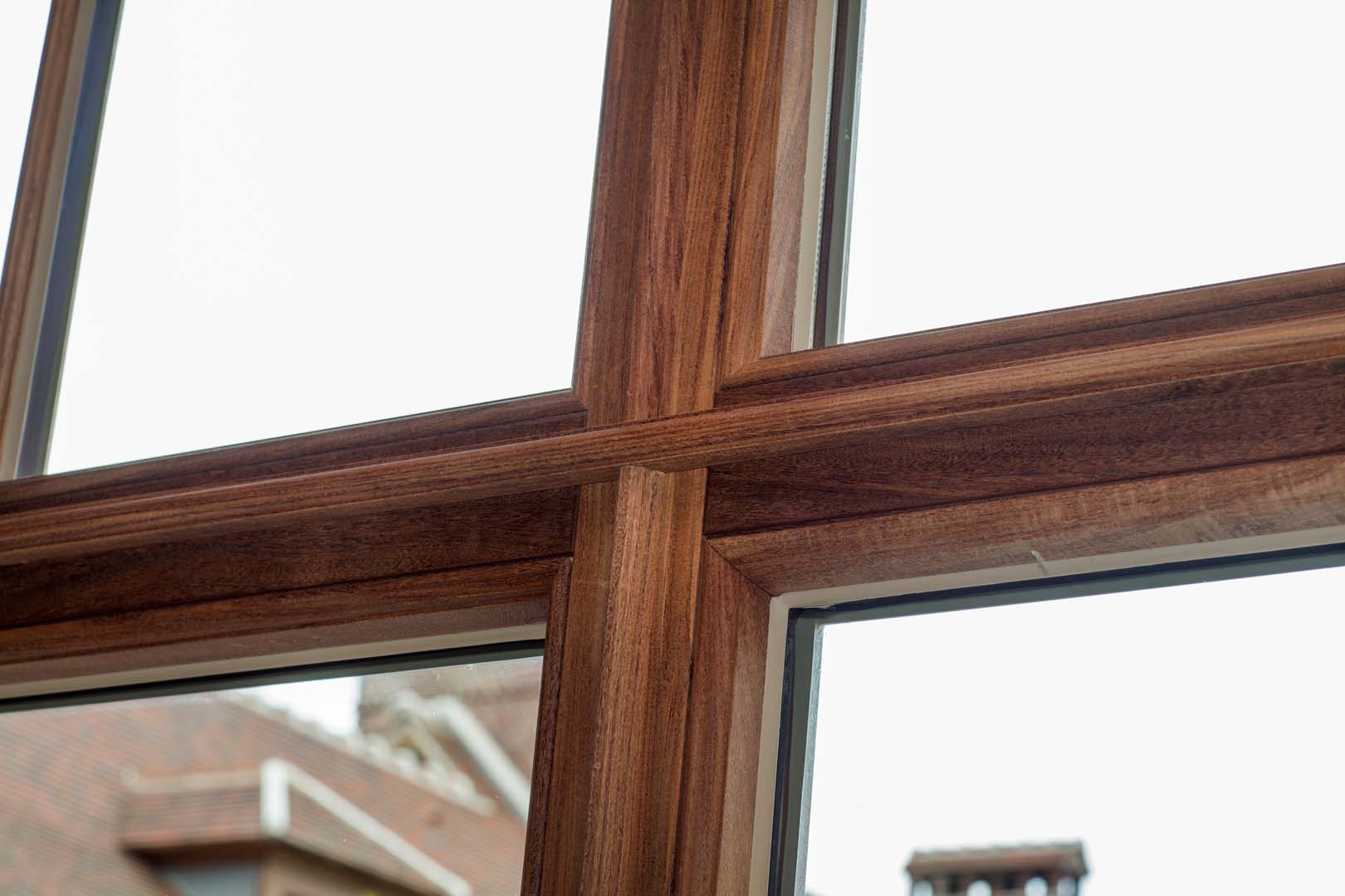 home-extension-woonuitbreiding-afrormosia-detail