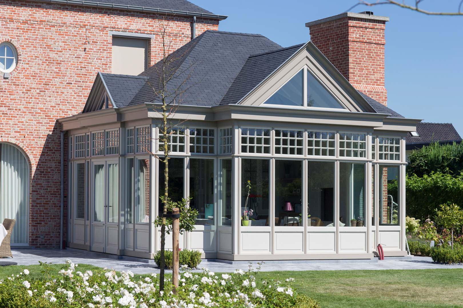 orangerie-huis-uitbreiding-gelakt-afrormosia