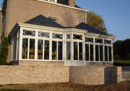 extension-orangerie-lloyd-hamilton-renovatie-bijgebouw-verbouwen-hout-gelakt